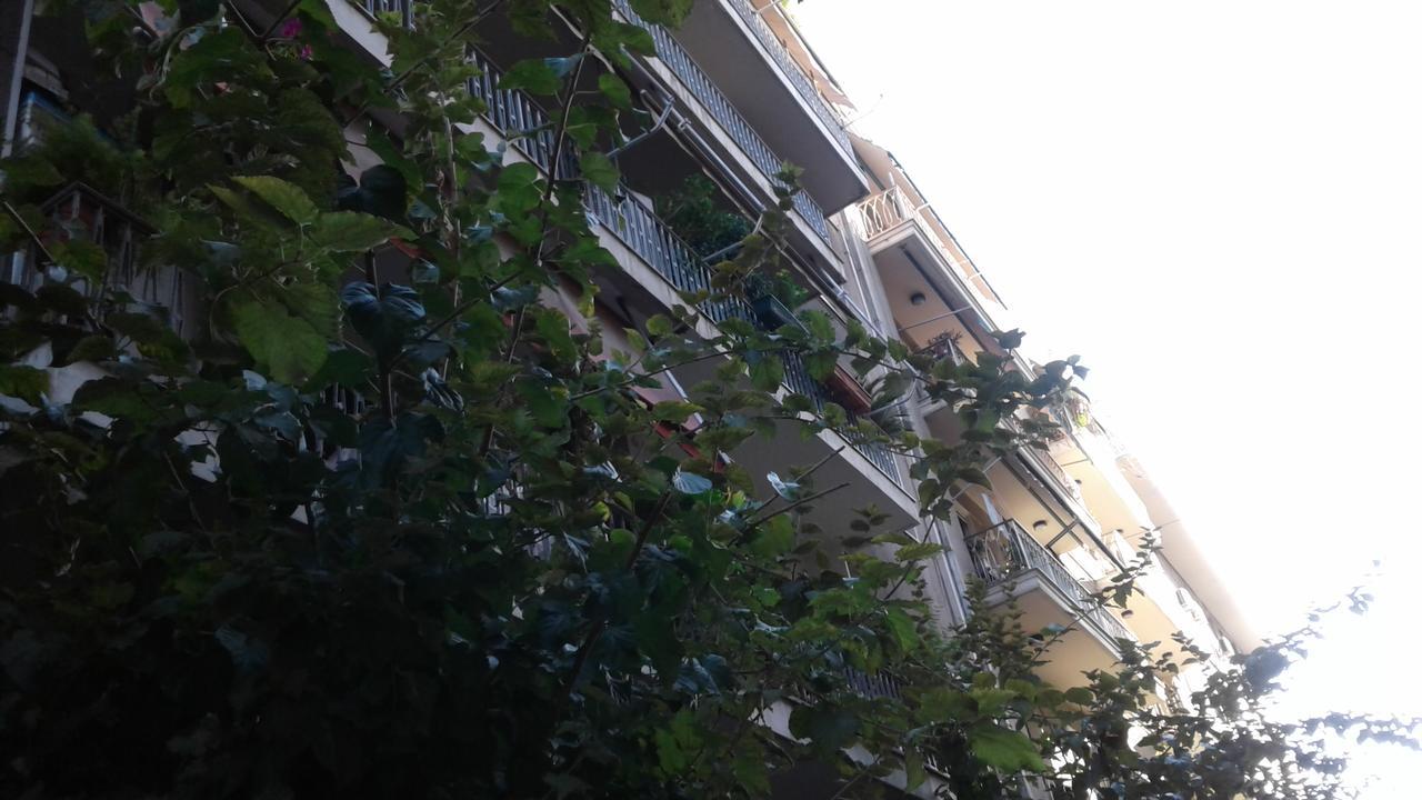 阿雷斯公寓 雅典 外观 照片